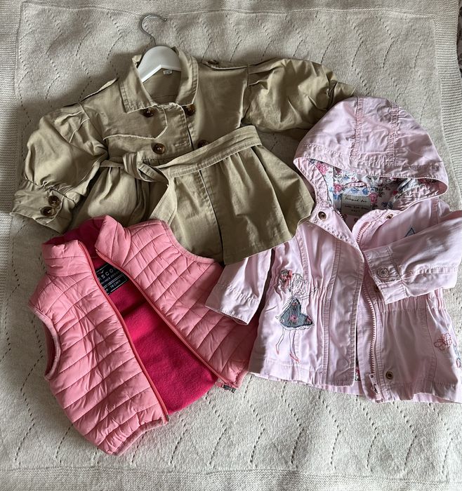 Продам курточки на девочку