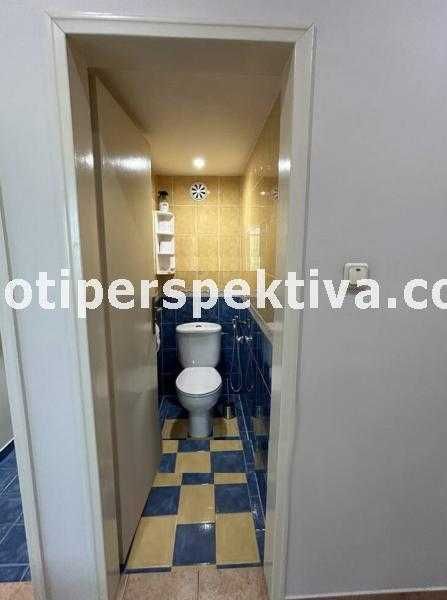 Продава се Тристаен апартамент в Пловдив, Център - 83 кв.м за 2025 €/кв.м - Снимка #10