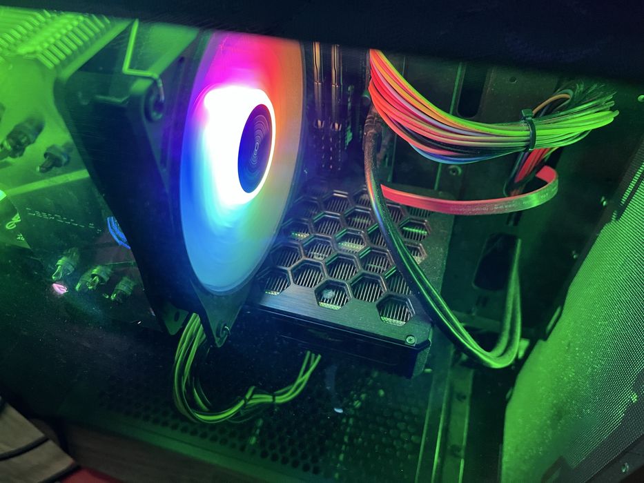 Продам компьютер, торг есть