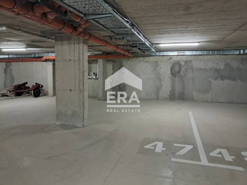 Дава се под наем Гараж / Паркомясто в Варна, Център - 12 кв.м за 178.5 € - Снимка #6