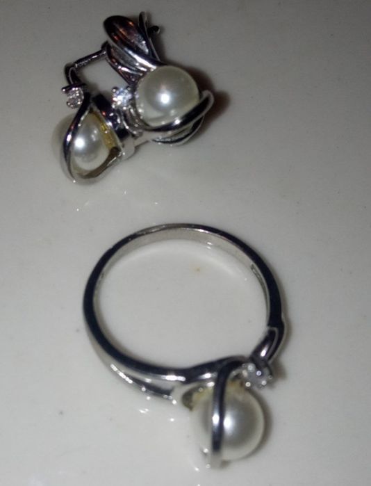 Продаются украшения