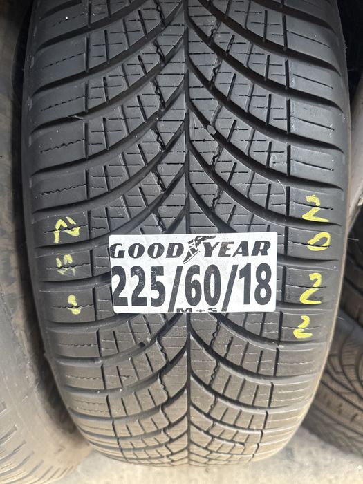 225/60/18 goodyar M+S