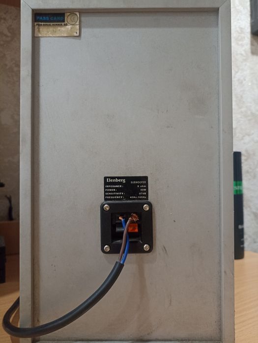 Продам колонки фирмы Elenberg