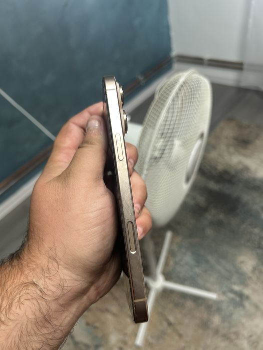 Vand iphone 16 pro max desert Titanium! 256 gb!