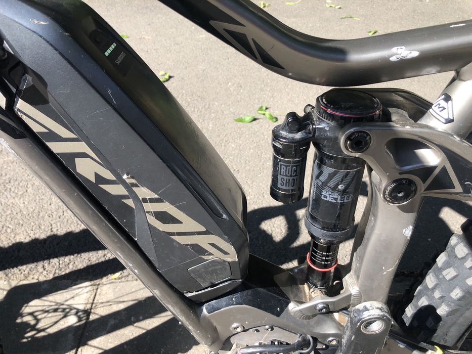 Bicicleta electrica full suspension Merida eOne-sixty 800