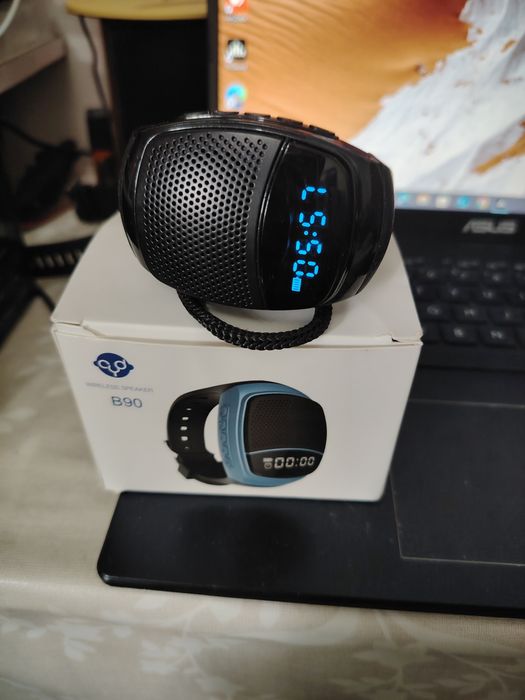 Ceas cu radio și Bluetooth