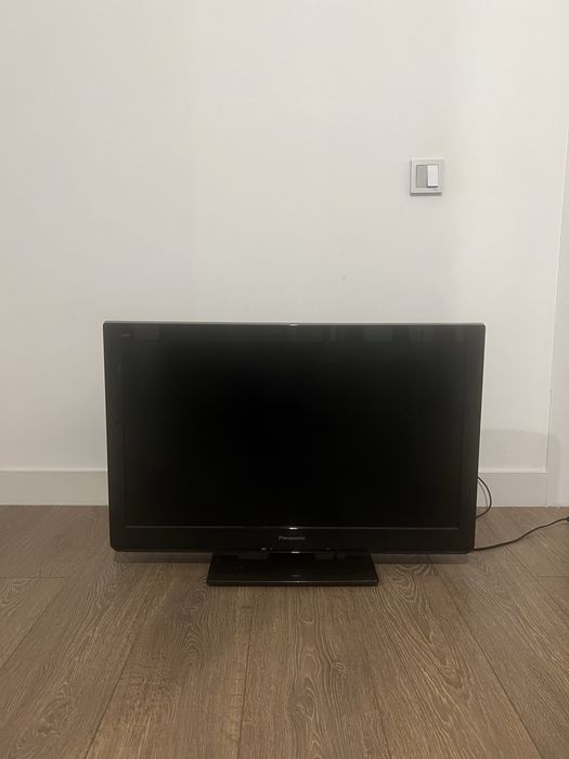 Телевизор Panasonic 32 диагональ TX-LR32C3