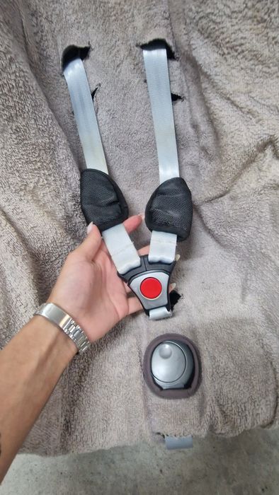 Детско столче за кола/ кош