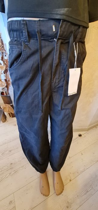Черен панталон Bershka размер S