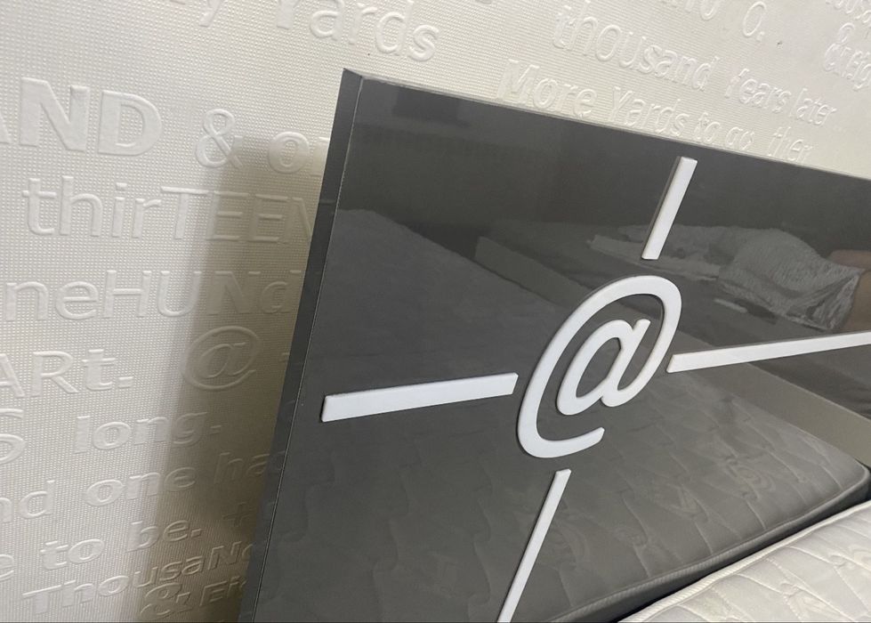 Легло с подарък матрак 200/120