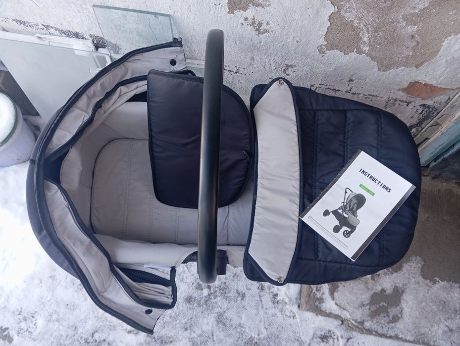 Продам детскую коляску