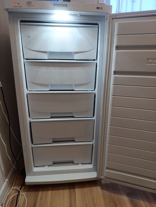 Морозильник, в отличном состоянии