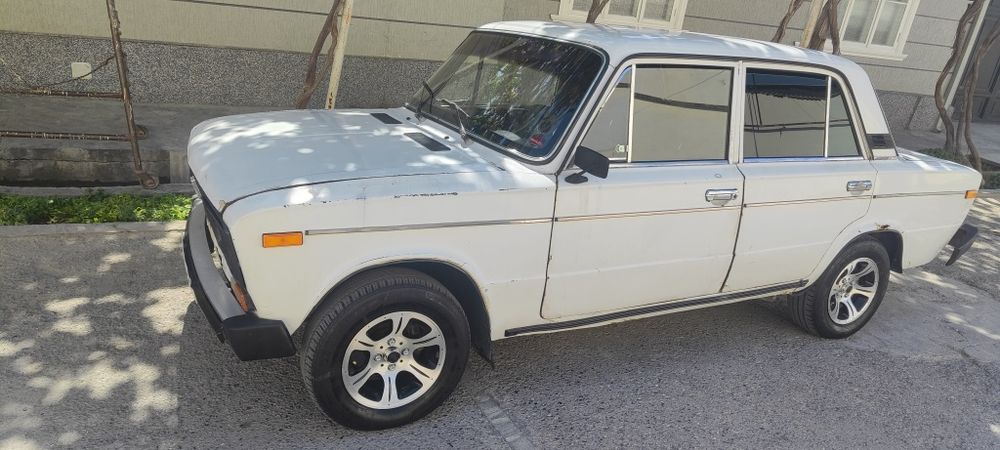 Vaz 2106 sotiladi