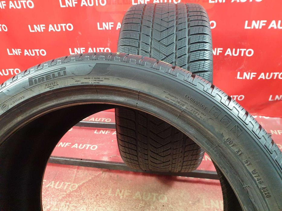 Anvelope M+S 305/35/21 - PIRELLI - 8 MM - DOT 18 - 20 !