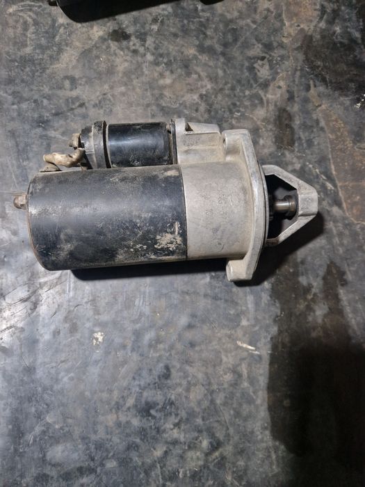 Продам запчасти 406