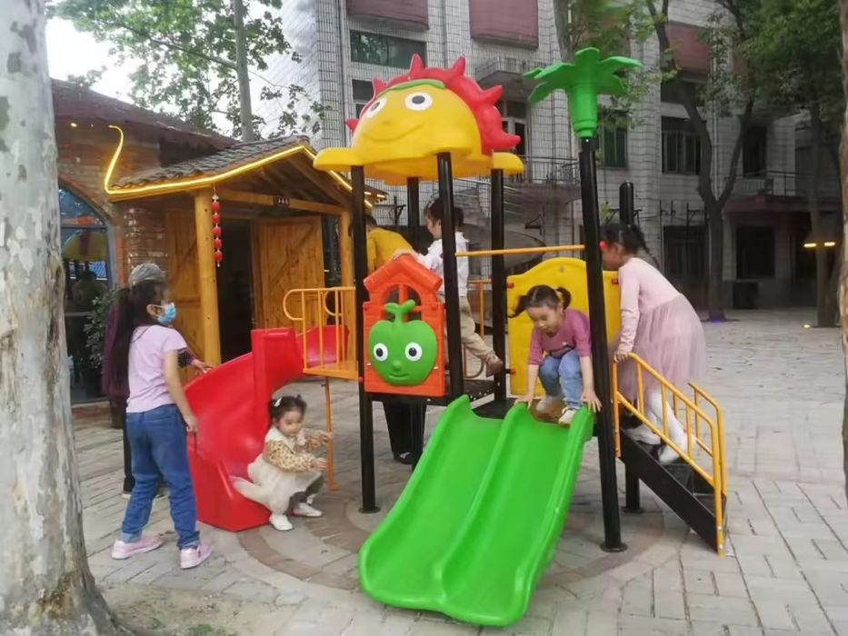 Tobogan modular pentru copii