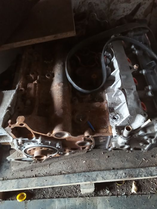 Двигатель 2 tr-e