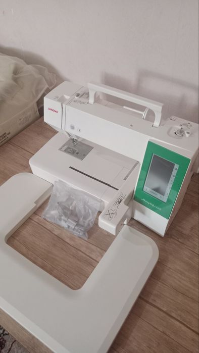 Janome 450 Vishipka tikuv mashinasi sotiladi