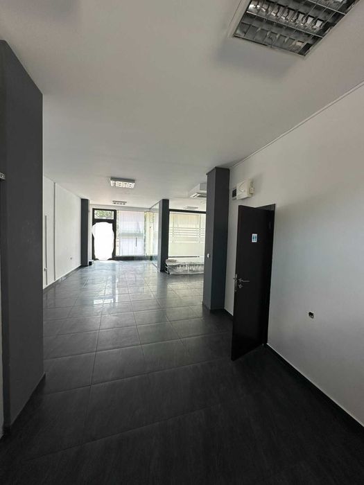 Дава се под наем Магазин в Пловдив, Мараша - 100 кв.м за 918 € - Снимка #2