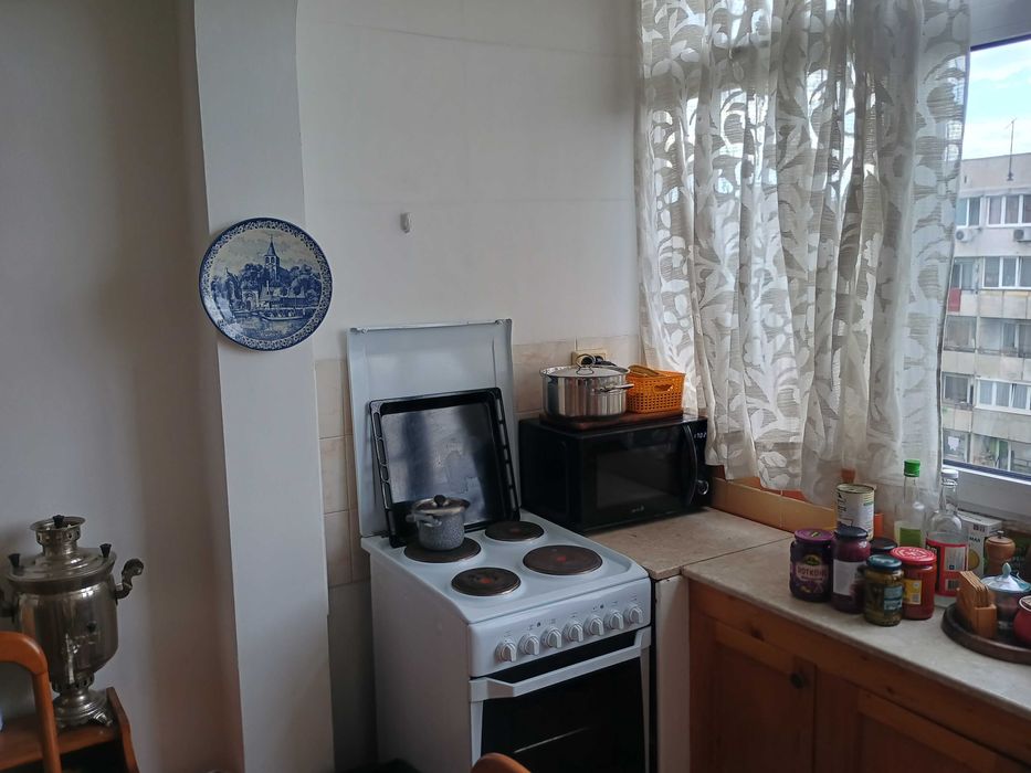 Продава се Тристаен апартамент в София, Фондови жилища - 94 кв.м за 2341 €/кв.м - Снимка #2