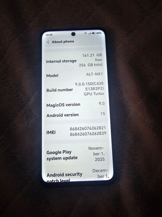 Honor 200 Smart întreținut