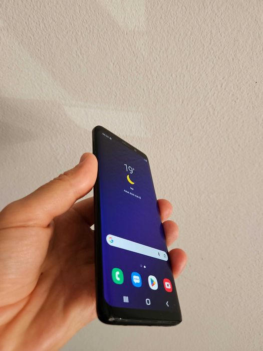 Samsung Galaxy S9 64 gb liber de retea.