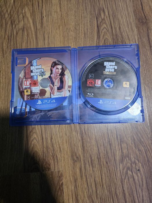 Продават се за PS4/PS5