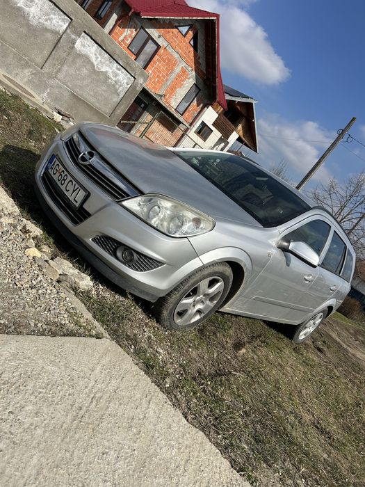 Vand Opel Astra H  in stare de functionare acte valabile