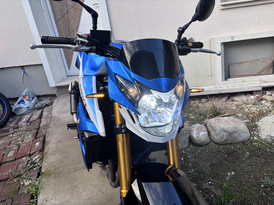 Suzuki GSR 750i уникат