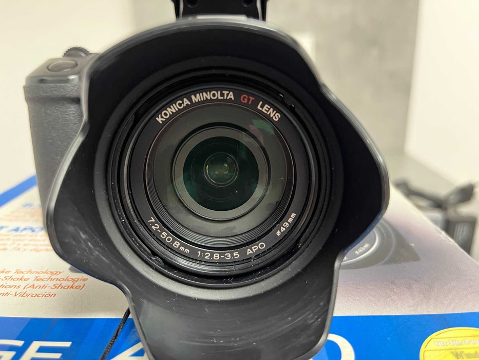 Konica Minolta DiMAGE A200