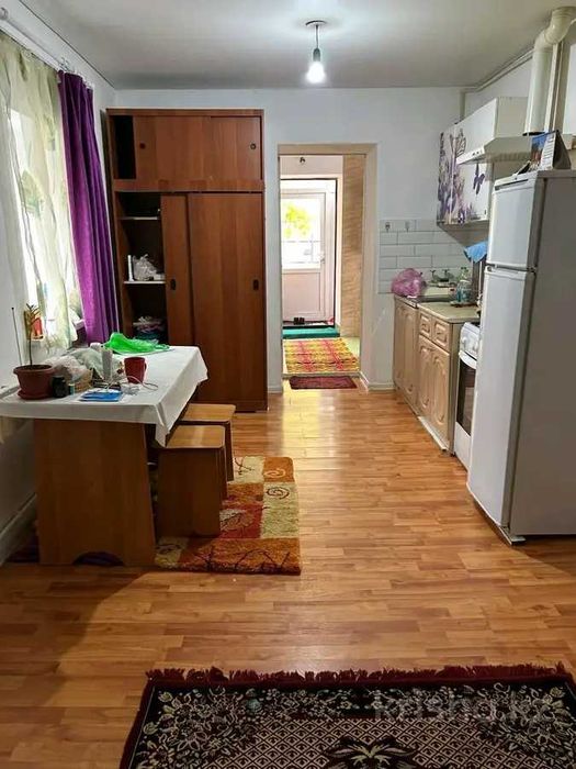 Продам отдельный дом в общем дворе