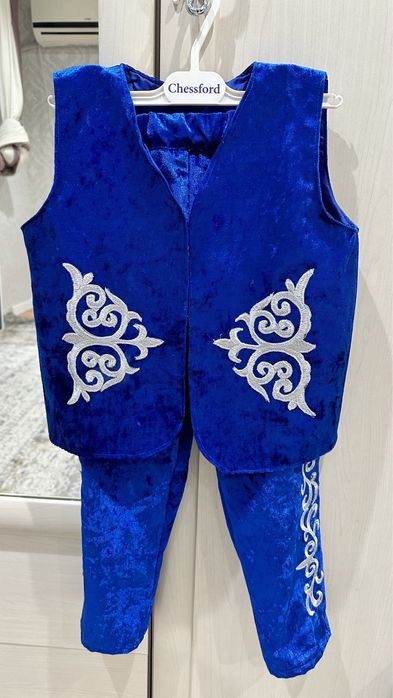 Костюм нацональный