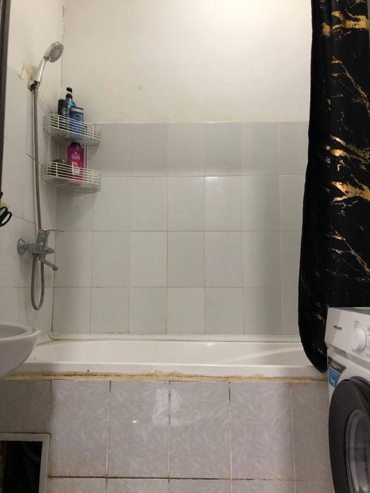 Срочно продается 3 комнатная квартира в Янгихайатски район