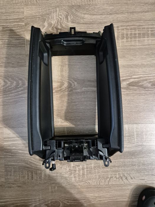 Cotiera Mercedes C w205