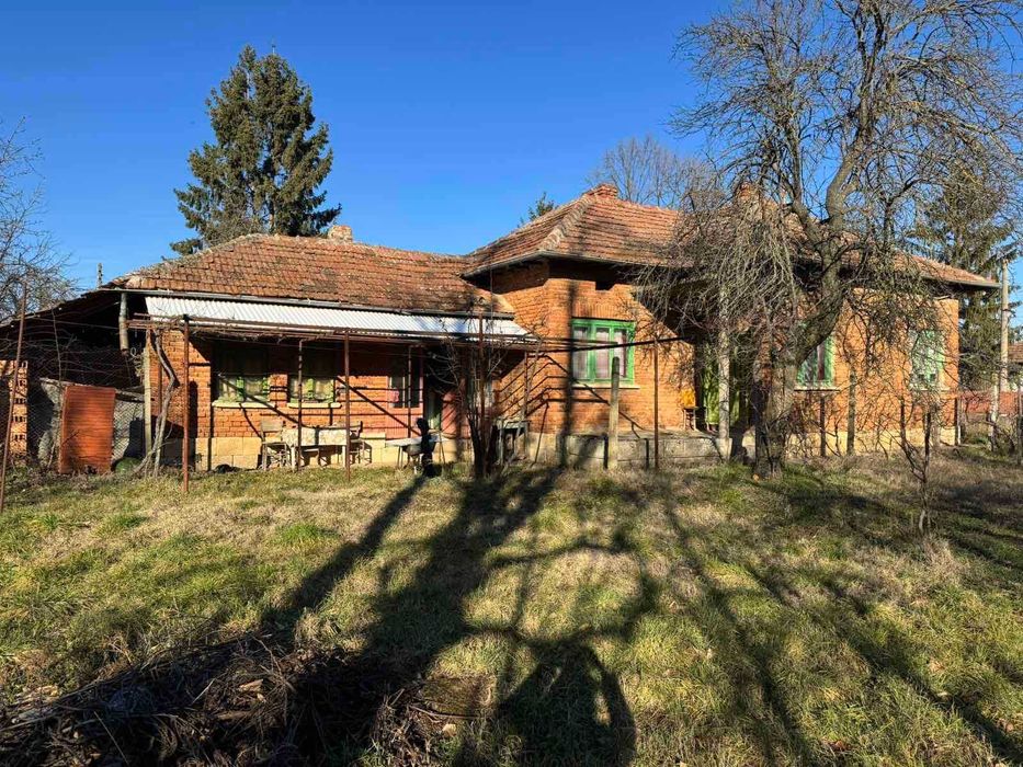 Продава се Къща в с. Райнино, Област Разград - 140 кв.м за 200 €/кв.м - Снимка #4