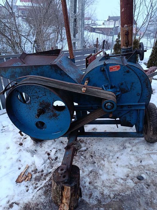 Moară.                   .