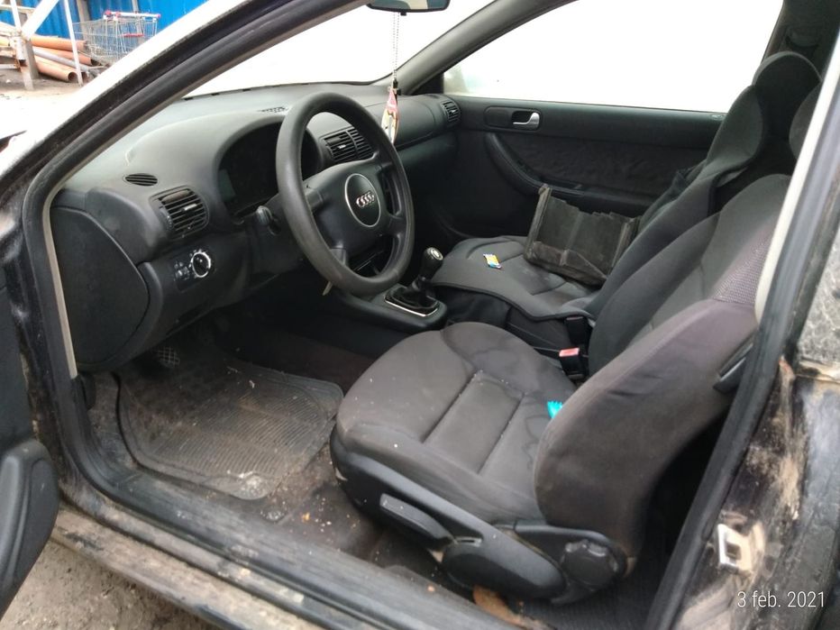 Dezmembrari  Audi A3 (8L1)  1996  > 2003 1.6 Benzina