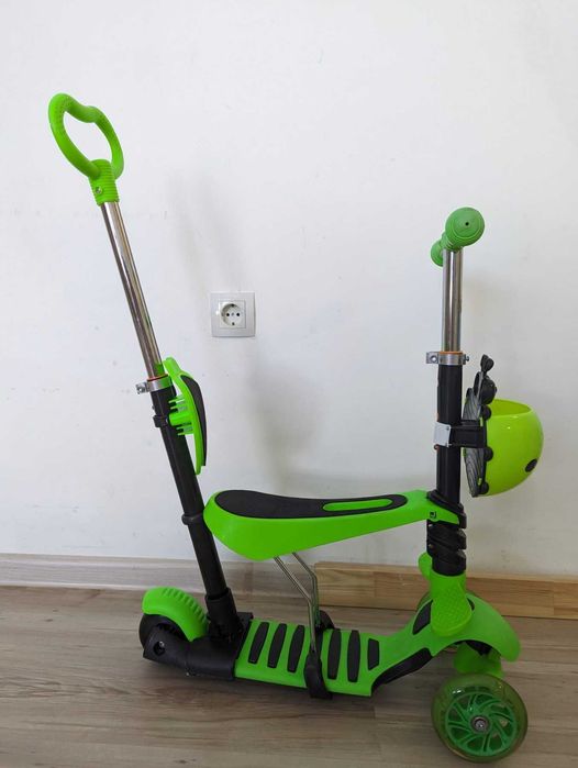 Детска тротинетка скутер 3 в 1 със седалка и светещи колела – калинка