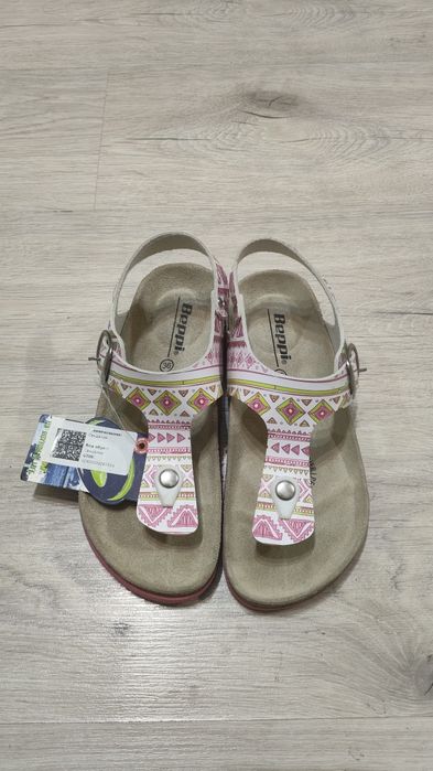 Сандали для девочки