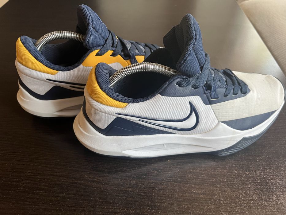 Nike Precision 6