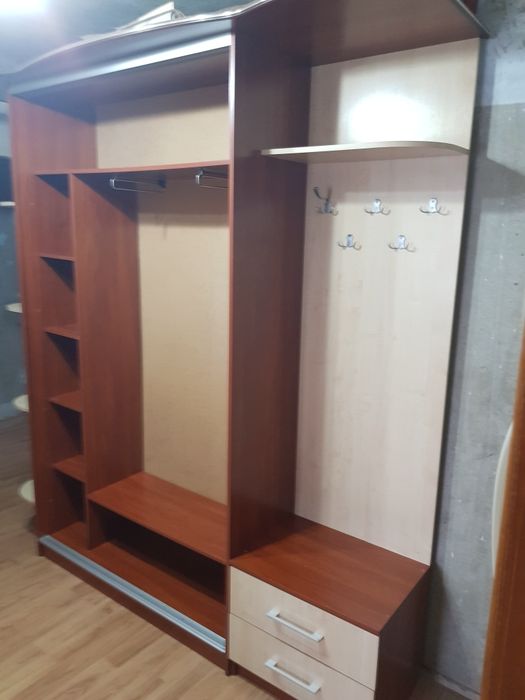 Продам шкаф купе