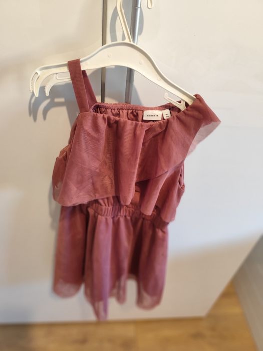 Vând rochițe fetite