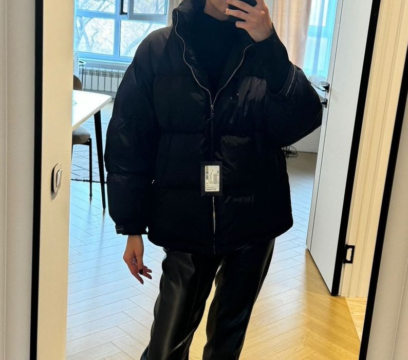 Продам куртку прада