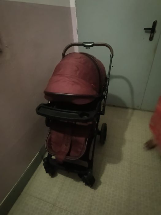 Коляска детская с перекидной ручкой