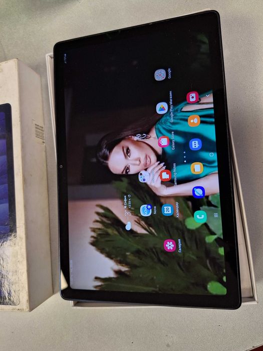 Таблет Samsung TAB A7