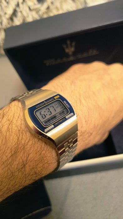 Citizen Quartz Crystron