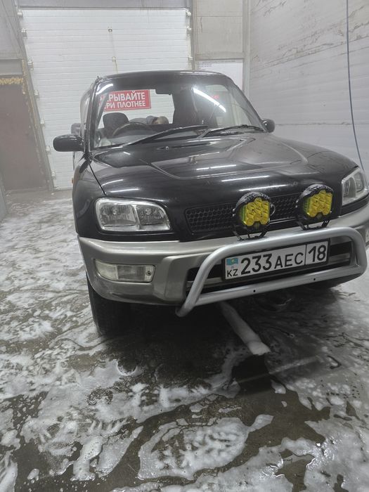 Продам тойота раф 4