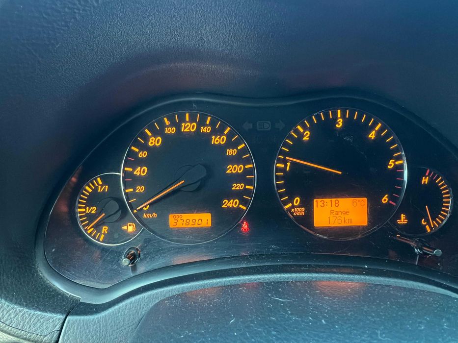 Toyota Avensis 2.0 D-4D  T 25 126 CP