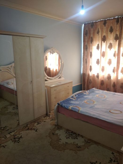 3х комнатная квартира возле метро