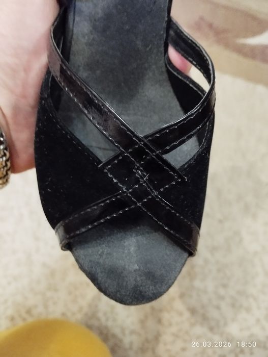 Продам туфли для танцев